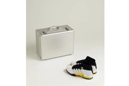 Jordan 17 Low Air FJ0395-100 “Lightning” 0928